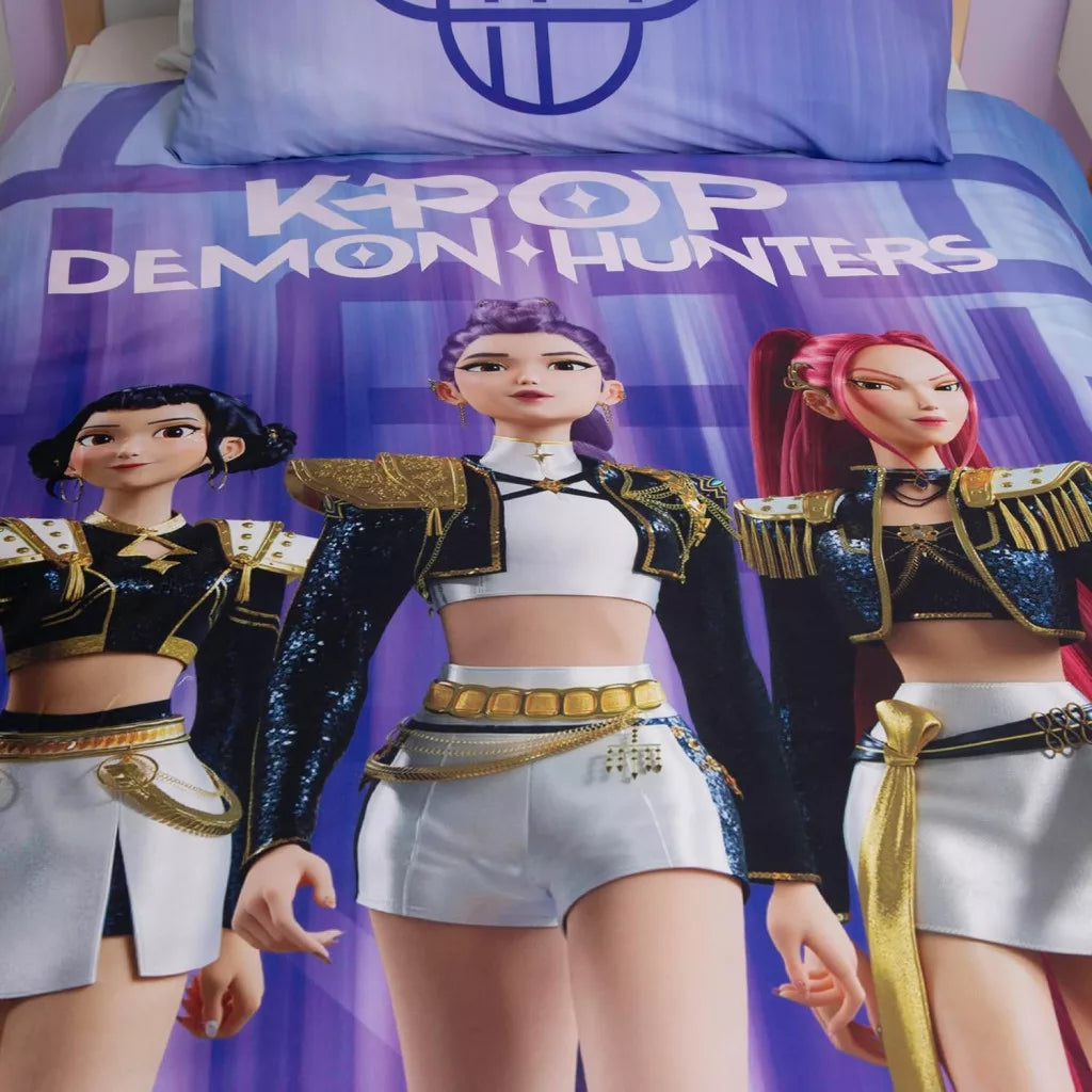 Capa de edredão com fronha Dupla Face K-pop Demon Hunters Battle (140x200 cm)